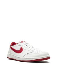 Baskets basses en cuir blanc et rouge Jordan