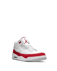 Baskets basses en cuir blanc et rouge Jordan