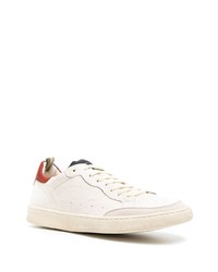 Baskets basses en cuir blanc et rouge Officine Creative