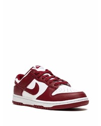 Baskets basses en cuir blanc et rouge Nike