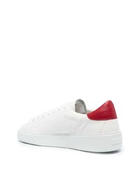 Baskets basses en cuir blanc et rouge D.A.T.E