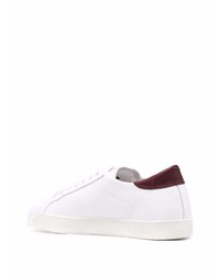 Baskets basses en cuir blanc et rouge D.A.T.E