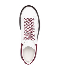 Baskets basses en cuir blanc et rouge Alexander McQueen