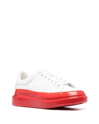 Baskets basses en cuir blanc et rouge Alexander McQueen