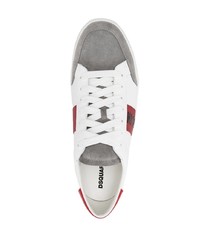 Baskets basses en cuir blanc et rouge DSQUARED2