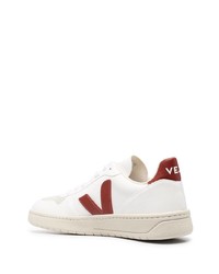 Baskets basses en cuir blanc et rouge Veja