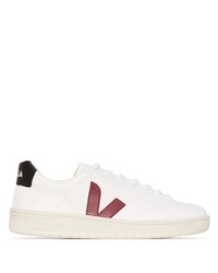 Baskets basses en cuir blanc et rouge Veja