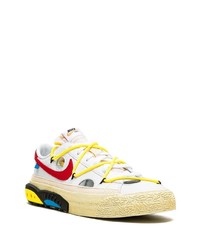 Baskets basses en cuir blanc et rouge Nike