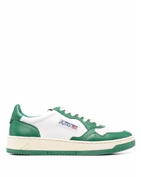 Baskets basses en cuir blanc et vert AUTRY