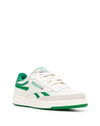 Baskets basses en cuir blanc et vert Reebok