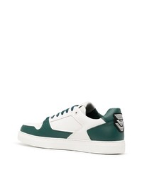 Baskets basses en cuir blanc et vert Emporio Armani