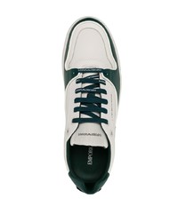 Baskets basses en cuir blanc et vert Emporio Armani