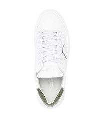 Baskets basses en cuir blanc et vert Philippe Model Paris