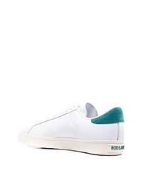 Baskets basses en cuir blanc et vert adidas