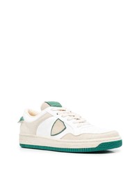 Baskets basses en cuir blanc et vert Philippe Model Paris