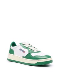 Baskets basses en cuir blanc et vert AUTRY