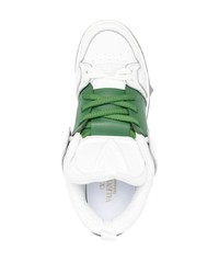 Baskets basses en cuir blanc et vert Valentino Garavani