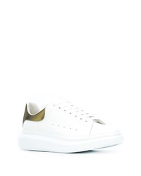 Baskets basses en cuir blanc et vert Alexander McQueen