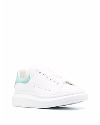 Baskets basses en cuir blanc et vert Alexander McQueen