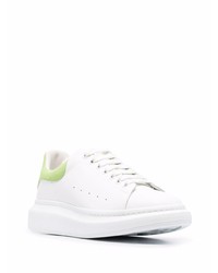 Baskets basses en cuir blanc et vert Alexander McQueen