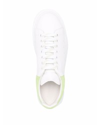 Baskets basses en cuir blanc et vert Alexander McQueen