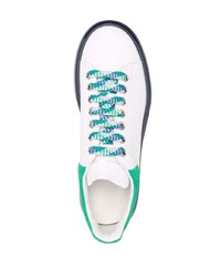 Baskets basses en cuir blanc et vert Alexander McQueen