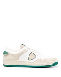 Baskets basses en cuir blanc et vert Philippe Model Paris