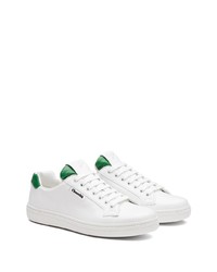 Baskets basses en cuir blanc et vert Church's