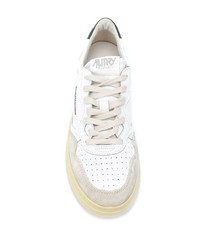 Baskets basses en cuir blanc et vert AUTRY