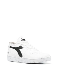 Baskets basses en cuir blanches et noires Diadora