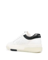 Baskets basses en cuir blanches et noires Amiri