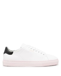 Baskets basses en cuir blanches et noires Axel Arigato