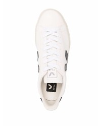 Baskets basses en cuir blanches et noires Veja