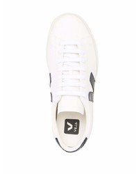 Baskets basses en cuir blanches et noires Veja