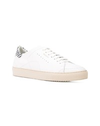 Baskets basses en cuir blanches et noires Axel Arigato