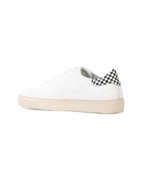 Baskets basses en cuir blanches et noires Axel Arigato