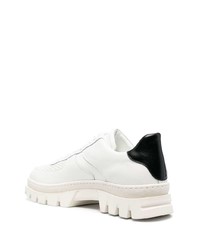 Baskets basses en cuir blanches et noires NEW STANDARD