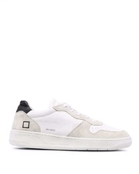 Baskets basses en cuir blanches et noires D.A.T.E