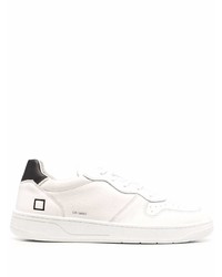 Baskets basses en cuir blanches et noires D.A.T.E