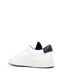 Baskets basses en cuir blanches et noires Common Projects