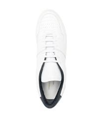 Baskets basses en cuir blanches et noires Common Projects