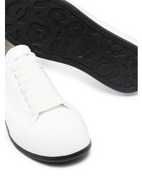 Baskets basses en cuir blanches et noires Alexander McQueen