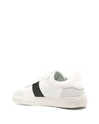 Baskets basses en cuir blanches et noires Axel Arigato