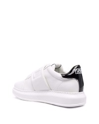 Baskets basses en cuir blanches et noires Karl Lagerfeld