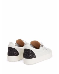 Baskets basses en cuir blanches et noires Giuseppe Zanotti