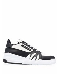 Baskets basses en cuir blanches et noires Giuseppe Zanotti