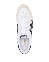 Baskets basses en cuir blanches et noires Asics