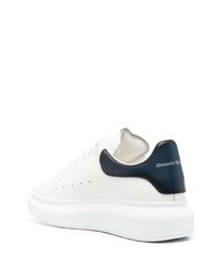 Baskets basses en cuir blanches et noires Alexander McQueen