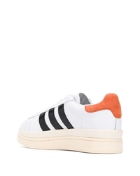 Baskets basses en cuir blanches et noires Y-3