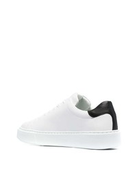 Baskets basses en cuir blanches et noires Karl Lagerfeld